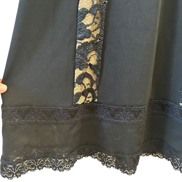 Elegant Black Lace Dress SMALL - Picture 7 of 10